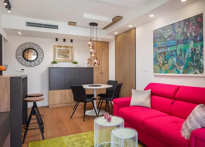 V Luxury Apartamento Split